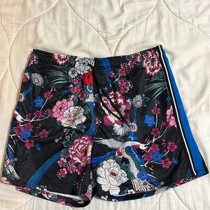 Flower shorts